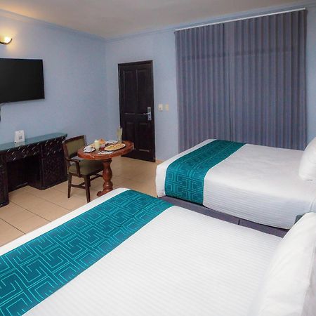 Hotel Inhouse Select Hacienda Tres Rios Culiacán Esterno foto