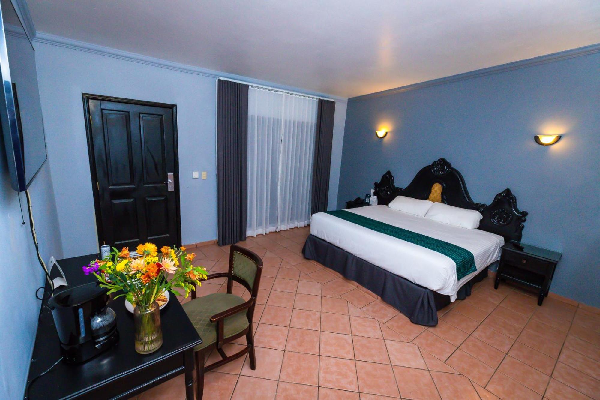 Hotel Inhouse Select Hacienda Tres Rios Culiacán Esterno foto