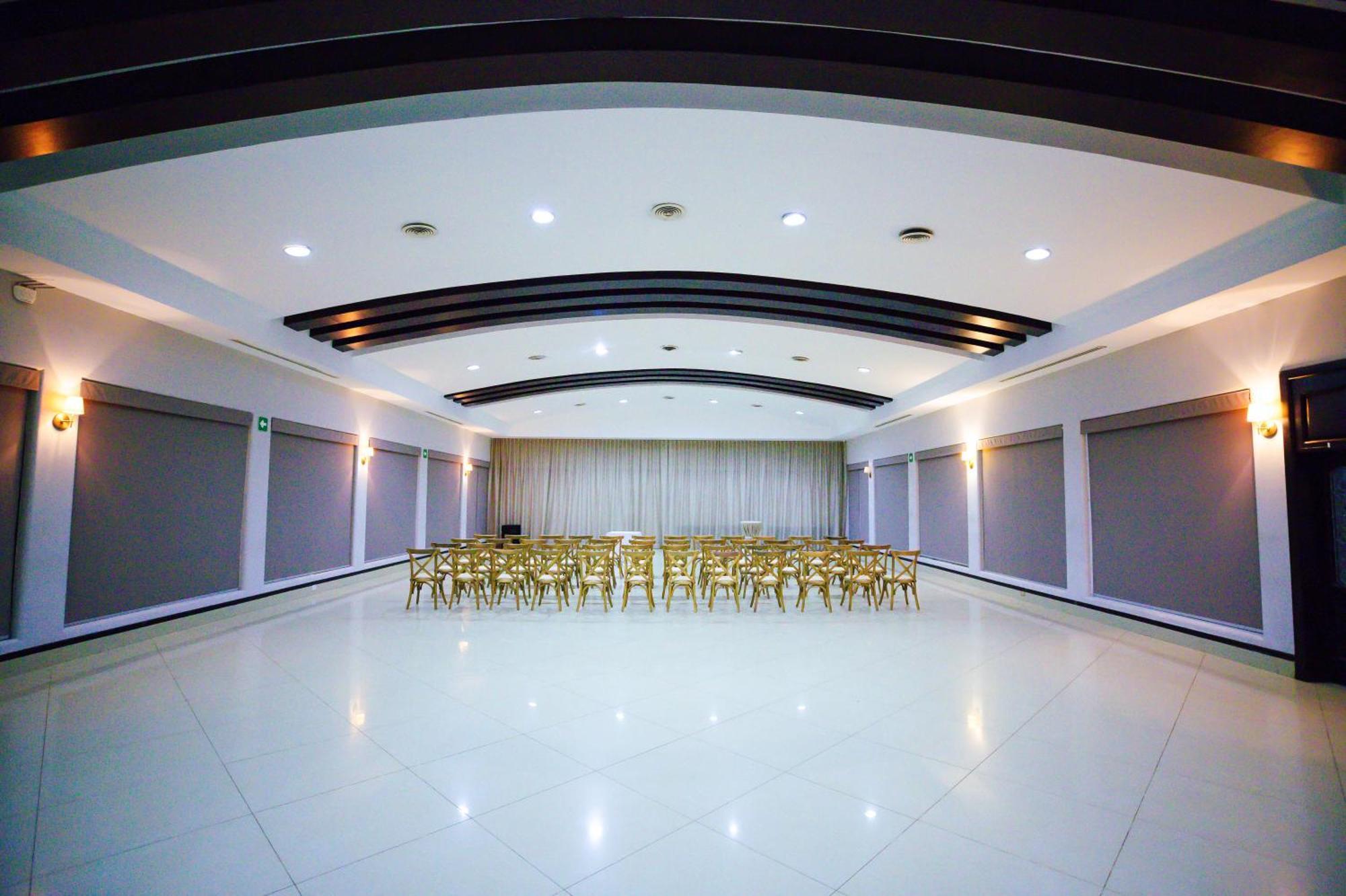 Hotel Inhouse Select Hacienda Tres Rios Culiacán Esterno foto