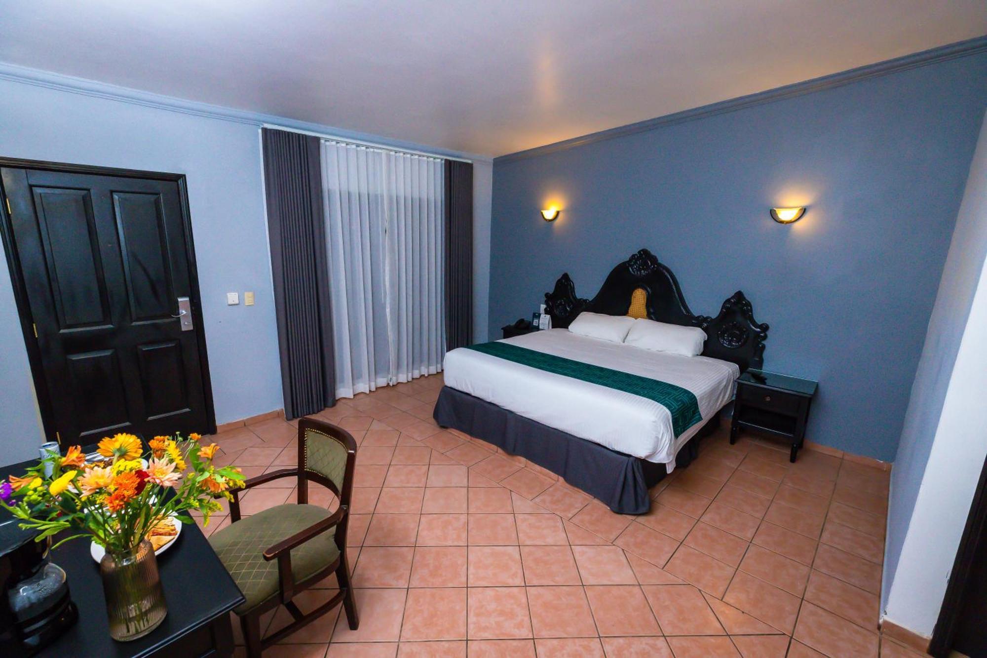 Hotel Inhouse Select Hacienda Tres Rios Culiacán Esterno foto