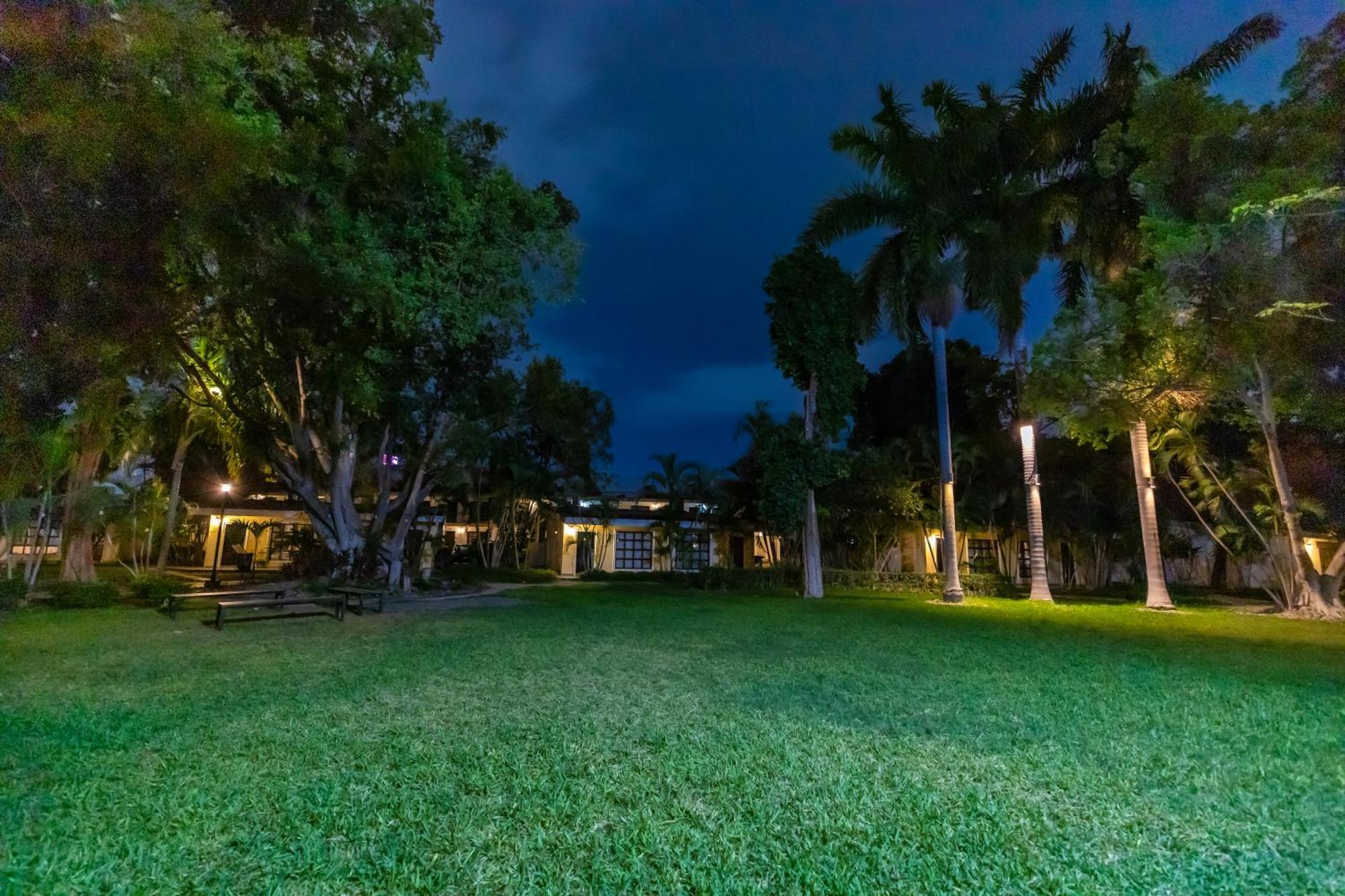 Hotel Inhouse Select Hacienda Tres Rios Culiacán Esterno foto