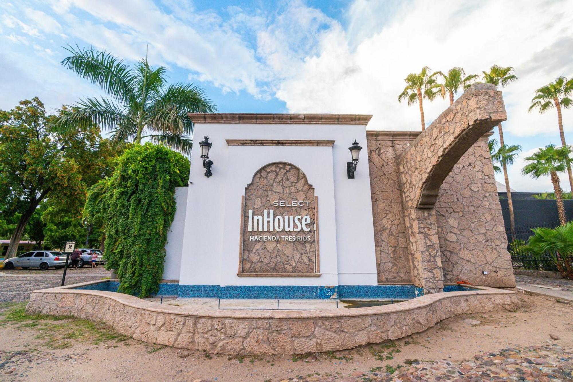 Hotel Inhouse Select Hacienda Tres Rios Culiacán Esterno foto